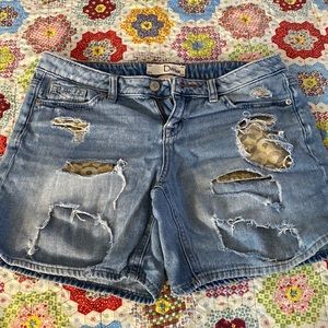 Dittos Denim Shorts, Size 24 mid rise, Very Distressed